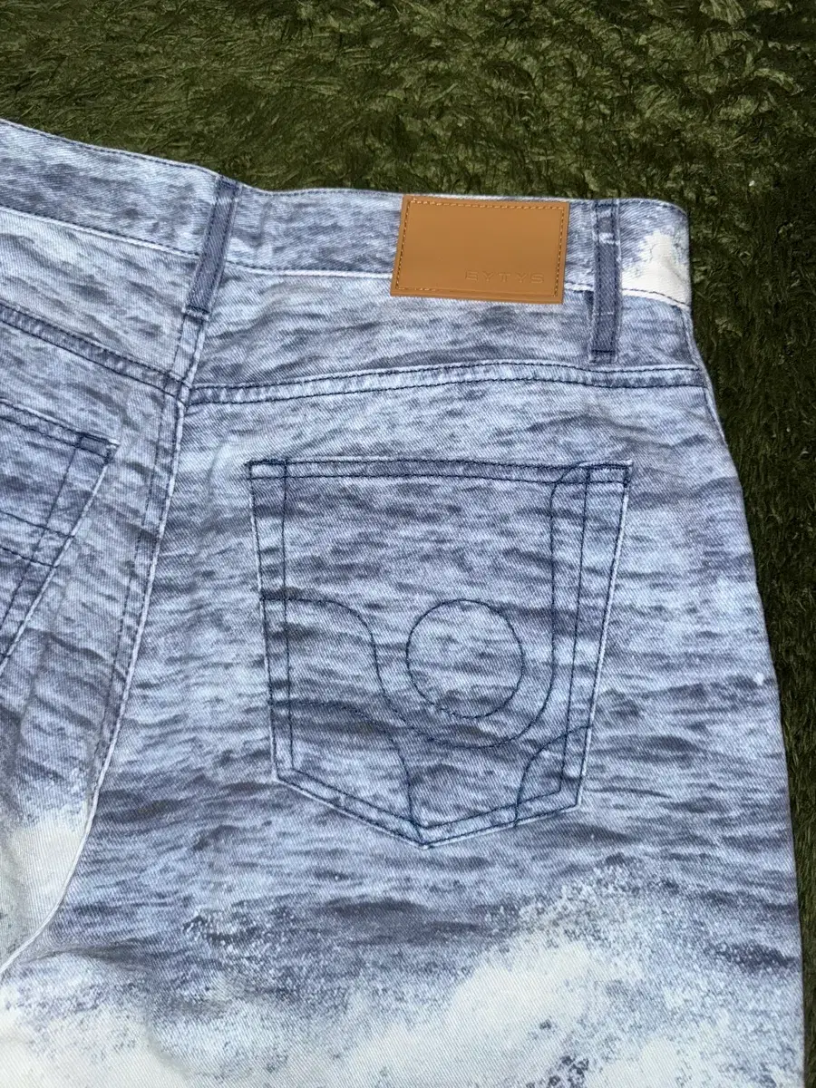 thumbnail-10
